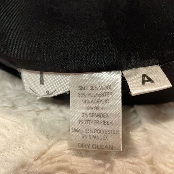 LOFT- “Marisa” Wool Silk Blend Low Rise Wide Leg Flare Cuffed Dress Pants Size 4 - Picture 9 of 9